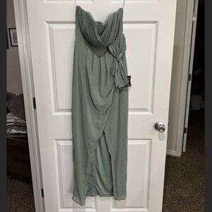 Lulus Size M Dress NWT